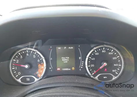 2016 Jeep Renegade Latitude из США, поврежденный, VIN ZACCJBBT7GPE17634